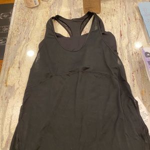 Lululemon tank
